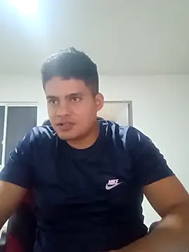 Snapshot of luigidickk chatting on 10.30.25 luigidickk online show from 10.30.25