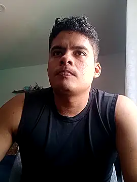 Snapshot of luigidickk chatting on 10.30.25 luigidickk online show from 10.30.25