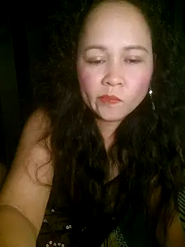 Snapshot of Krestanna chatting on 10.04.25 Krestanna online show from 10.04.25