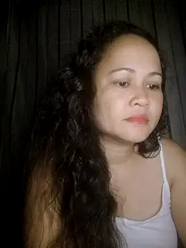 Snapshot of Krestanna chatting on 10.16.25 Krestanna online show from 10.16.25