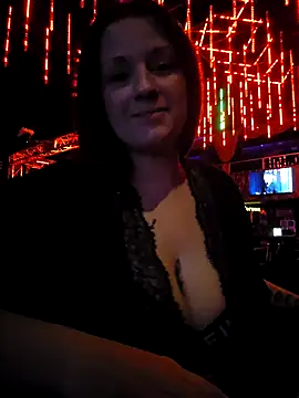 Snapshot of lexy-ray chatting on 10.25.25 lexy-ray online show from 10.25.25