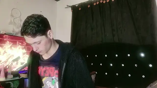 Tyler cat online show from 11.15.25