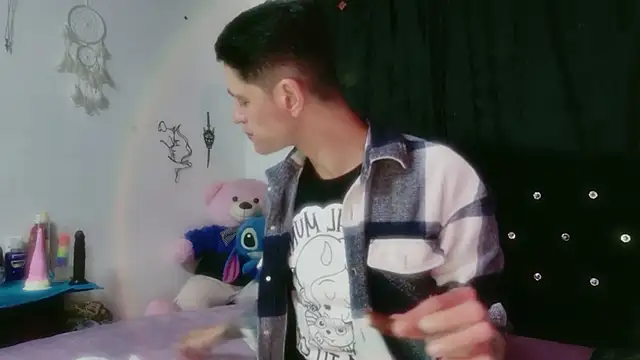 Tyler cat online show from 02.02.26