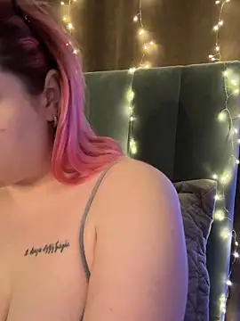 KellyMoors online show from 02.02.26