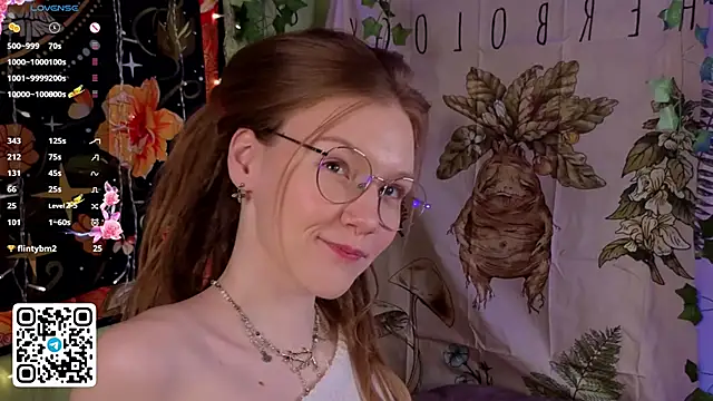 lyra thenymph online show from 11.28.25