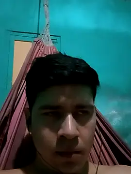 Snapshot of Travieso_loco9 chatting on 10.06.25 Travieso loco9 online show from 10.06.25