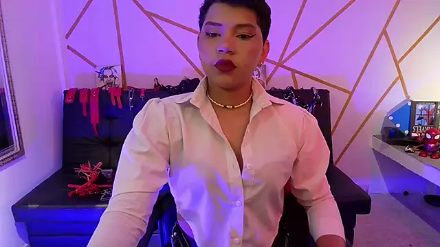 Snapshot of ise_lunny chatting on 10.20.25 ise lunny online show from 10.20.25