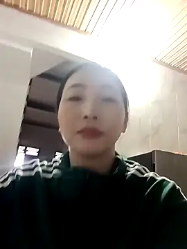 Snapshot of tulip-bae chatting on 10.02.25 tulip-bae online show from 10.02.25