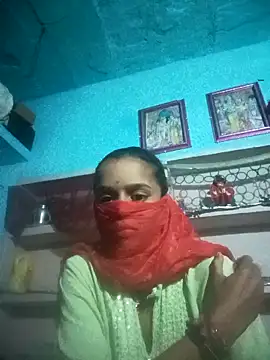 Snapshot of Cuty_kanchna chatting on 10.04.25 Cuty kanchna online show from 10.04.25