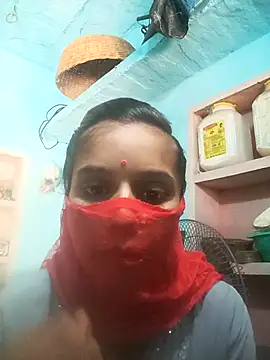 Snapshot of Cuty_kanchna chatting on 10.05.25 Cuty kanchna online show from 10.05.25