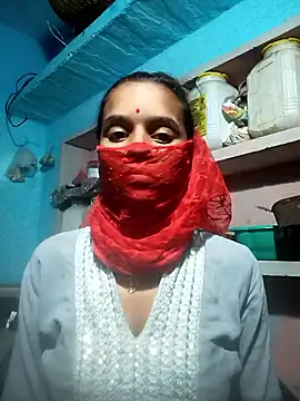 Snapshot of Cuty_kanchna chatting on 10.07.25 Cuty kanchna online show from 10.07.25