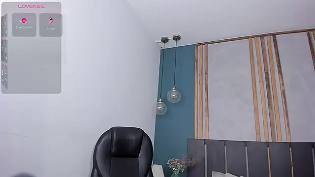 Ana coral online show from 10.18.25