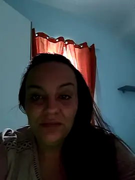 Snapshot of pasajuis chatting on 10.13.25 pasajuis online show from 10.13.25