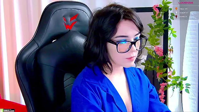 Kelly foox online show from 11.25.25