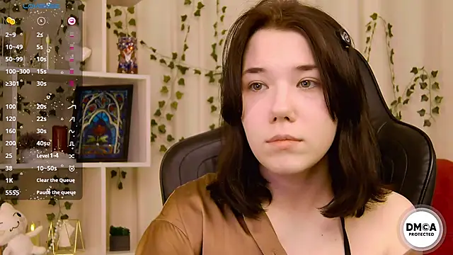 Kelly foox online show from 02.10.26