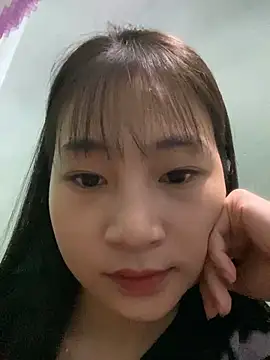 Snapshot of banlinh004 chatting on 10.05.25 banlinh004 online show from 10.05.25