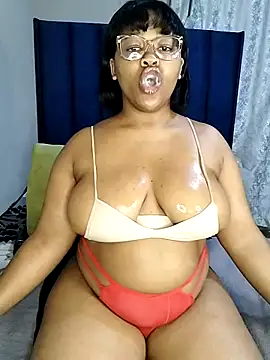 SweetJuicyPussy97 online show from 02.11.26