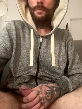 Snapshot of Dufduf233 chatting on 10.21.25 Dufduf233 online show from 10.21.25