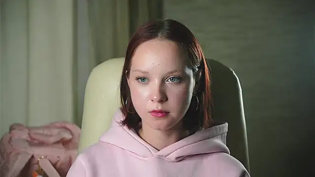 TrishGaugler online show from 10.03.25