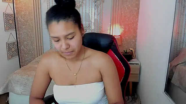 AriaVega online show from 05.06.26