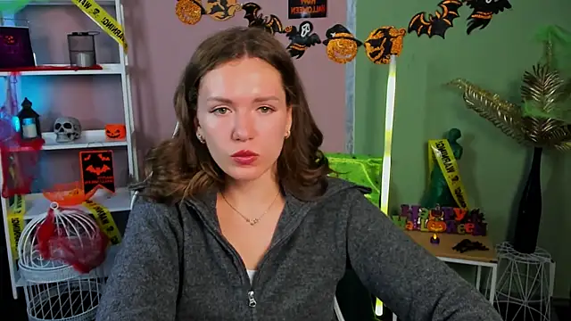 Snapshot of gabriella_daylight chatting on 10.22.25 gabriella daylight online show from 10.22.25