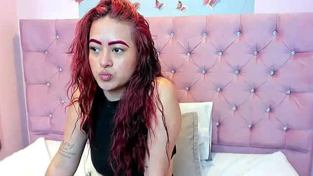 Snapshot of Gisselle_walker chatting on 10.08.25 Gisselle walker online show from 10.08.25