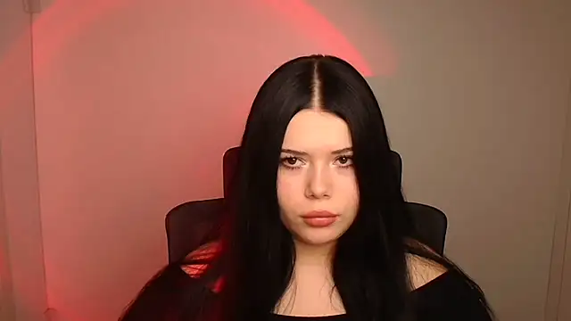 Snapshot of Mona_Esty chatting on 10.24.25 Mona Esty online show from 10.24.25