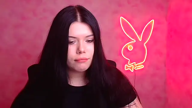 Mona Esty online show from 11.26.25