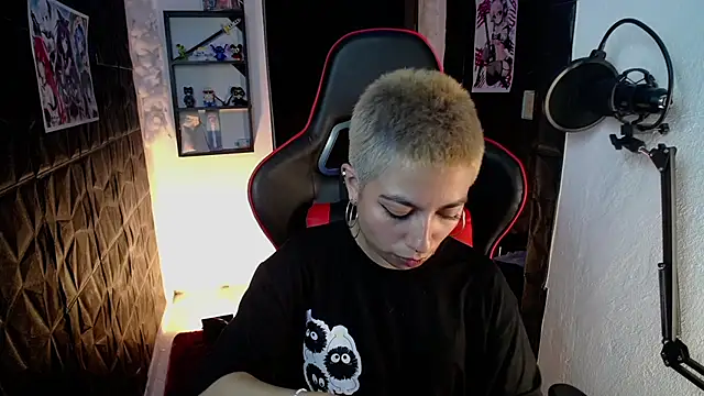 lunarichy22 online show from 11.11.25