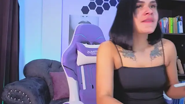 Violet Jhonson online show from 01.10.26