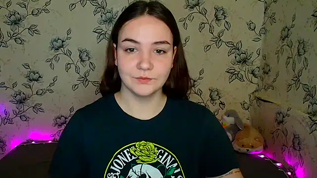 OliviaMontgommery online show from 04.15.26