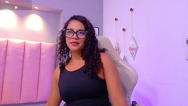 CamilaLevy online show from 11.06.25