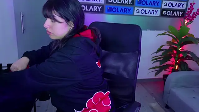 Violetta Swett  online show from 11.21.25