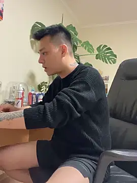 latava online show from 11.13.25