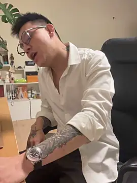 latava online show from 11.18.25