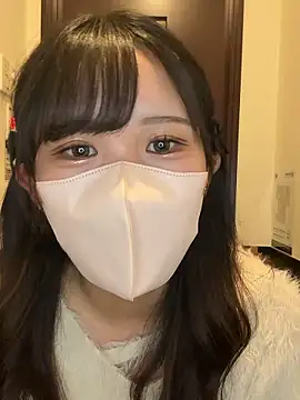 Snapshot of Aika_JP chatting on 10.24.25 Aika JP online show from 10.24.25