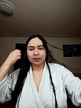 Mia belmontt online show from 12.02.25