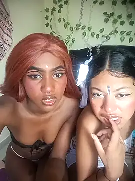 Snapshot of venus_kiss chatting on 11.01.25 venus kiss online show from 11.01.25