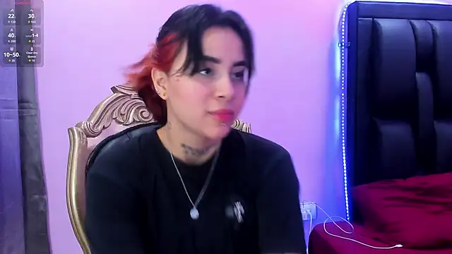 Nixielee  online show from 10.20.25
