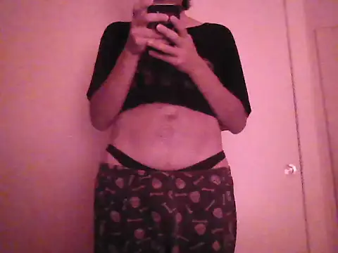 Snapshot of Sunny_Pebble chatting on 10.10.25 Sunny Pebble online show from 10.10.25