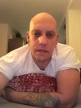 Snapshot of Kobradera1984 chatting on 10.29.25 Kobradera1984 online show from 10.29.25