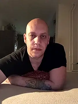 Snapshot of Kobradera1984 chatting on 03.04.26 Kobradera1984 online show from 03.04.26