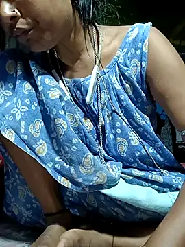 Snapshot of Hotty-romi3 chatting on 10.13.25 Hotty-romi3 online show from 10.13.25