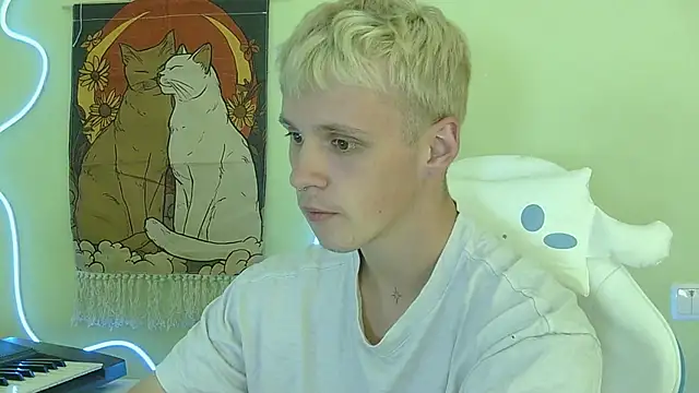  Timmy Boy  online show from 10.03.25