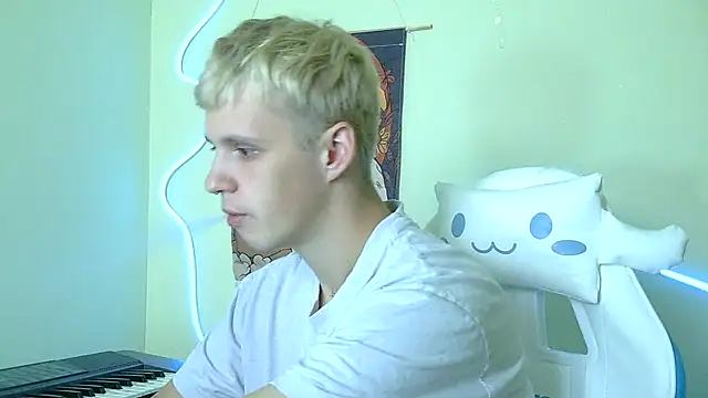  Timmy Boy  online show from 10.05.25