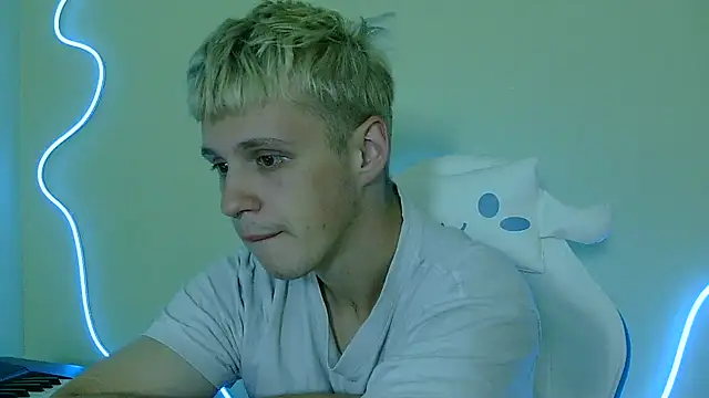  Timmy Boy  online show from 10.07.25