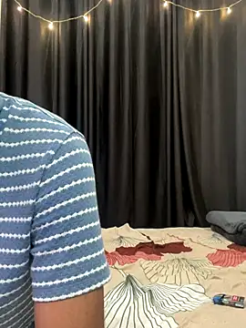 vickyandtania online show from 12.14.25