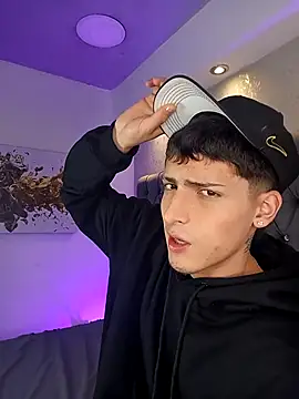 MateoMitchell online show from 11.15.25