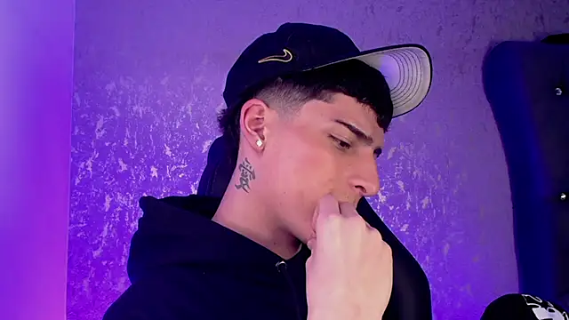 MateoMitchell online show from 11.21.25