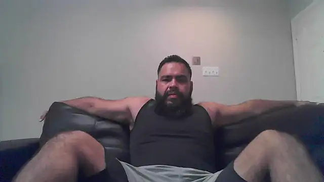 Snapshot of BigJohnBear39 chatting on 10.09.25 BigJohnBear39 online show from 10.09.25